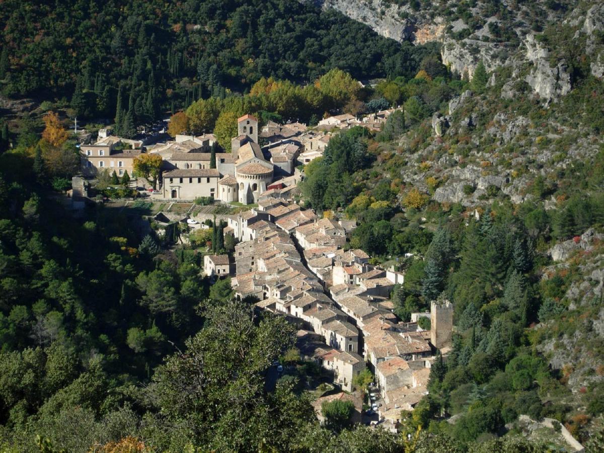 Le Patio: Charming 3-Star Residence in Beziers City Center Exterior photo