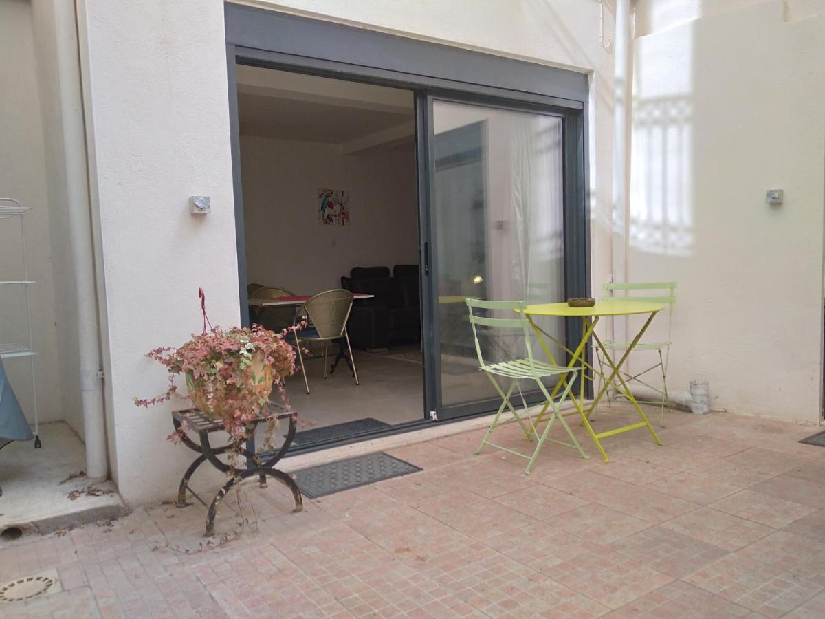 Le Patio: Charming 3-Star Residence in Beziers City Center Exterior photo