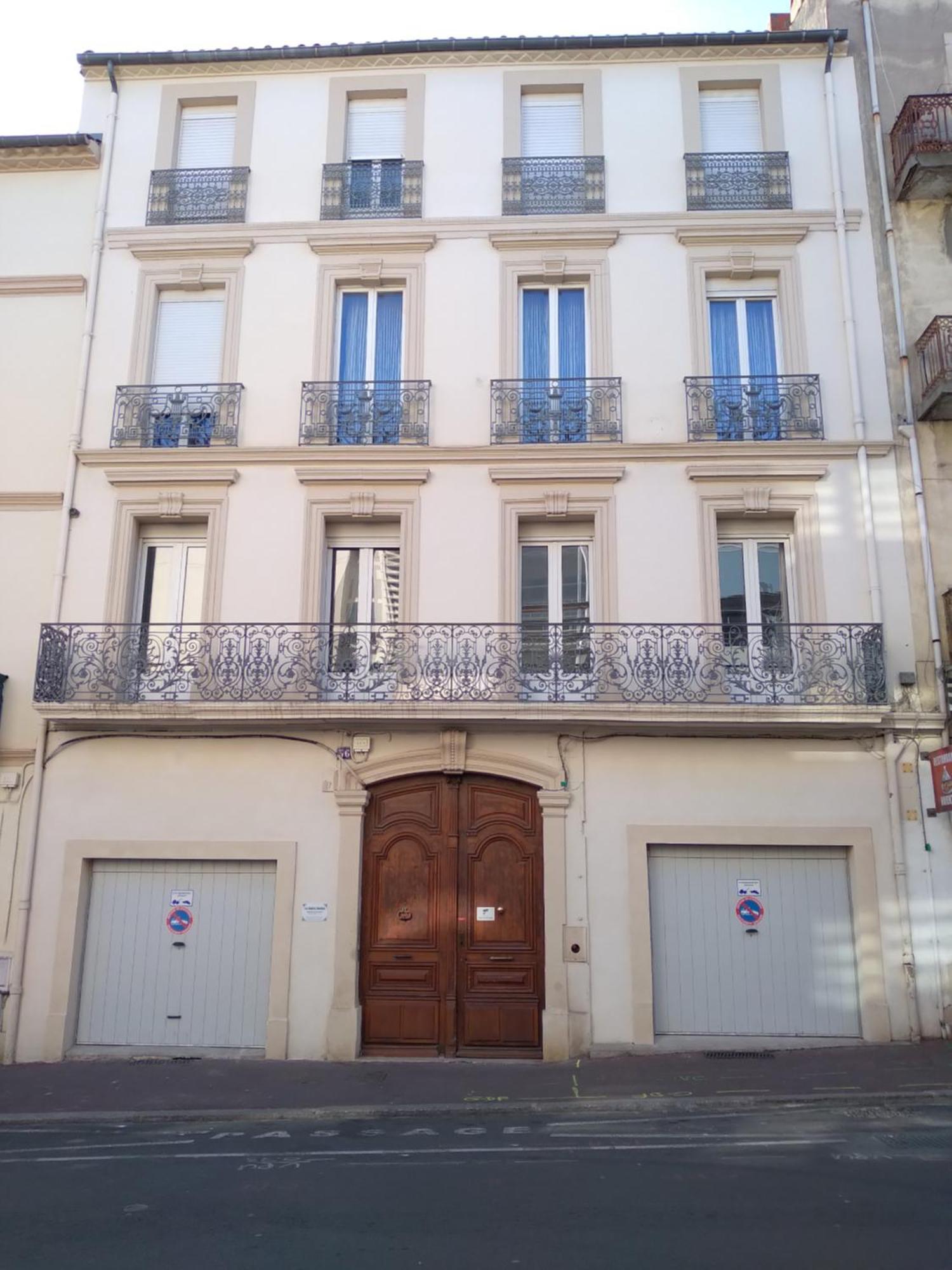 Le Patio: Charming 3-Star Residence in Beziers City Center Exterior photo