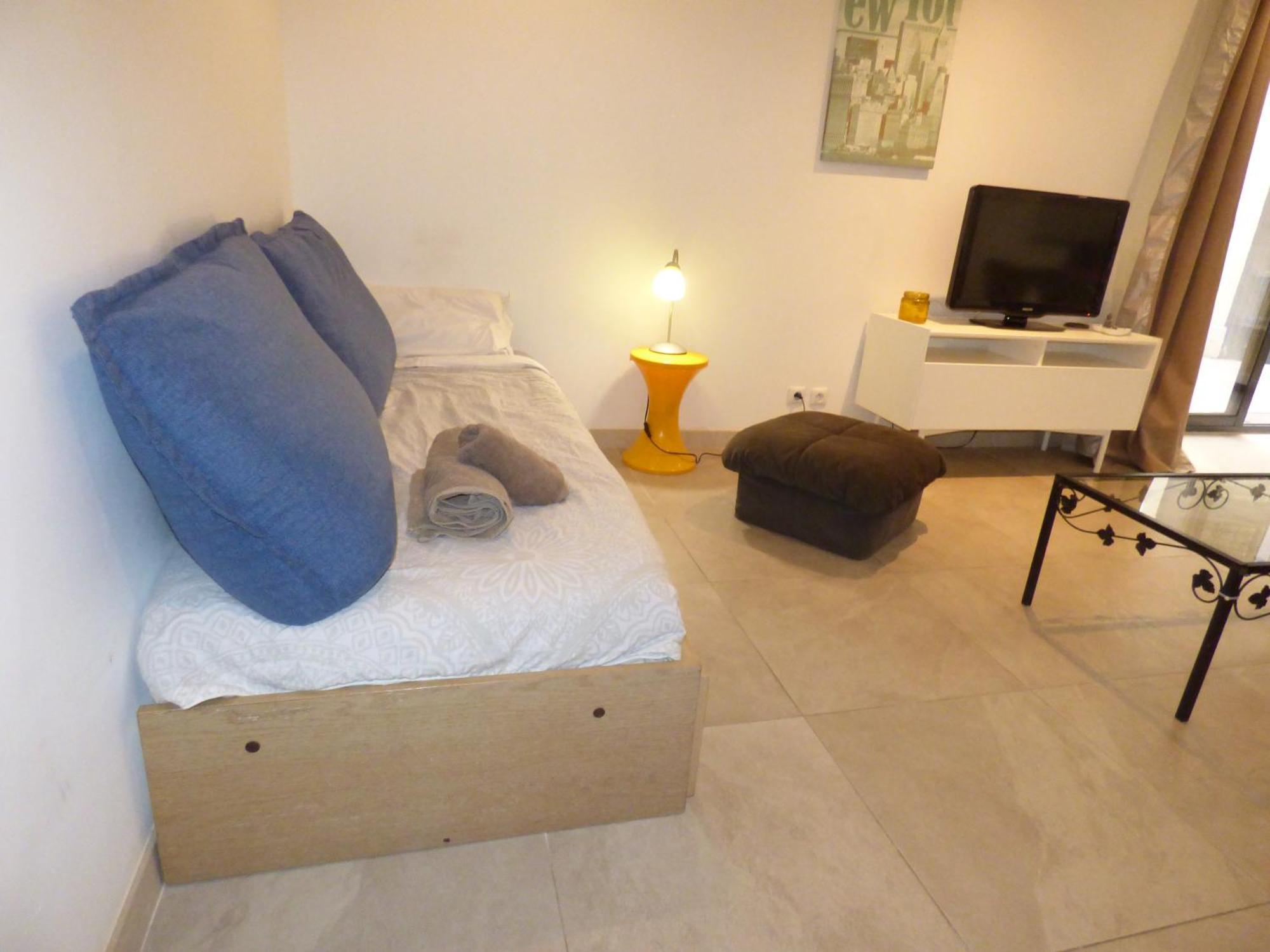 Le Patio: Charming 3-Star Residence in Beziers City Center Exterior photo